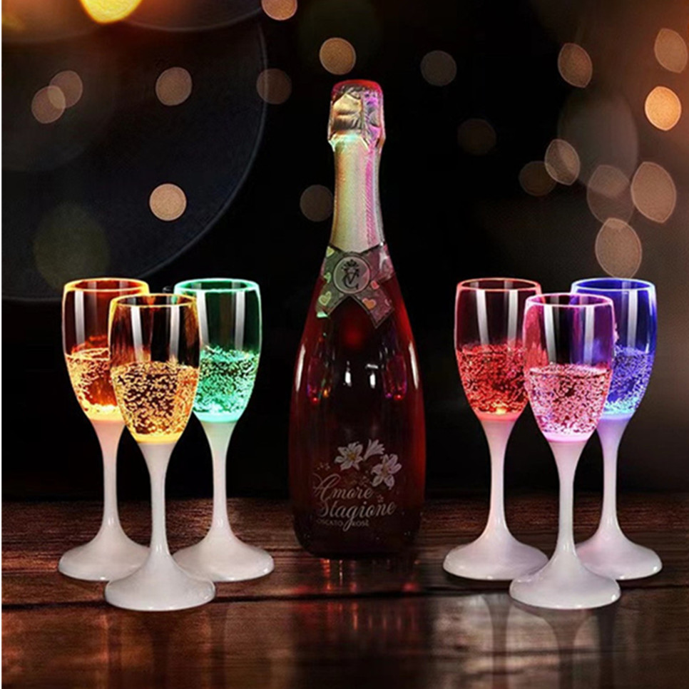 Kubek LED automatyczne migając – Whisky Beer And Wine recenzja i cena